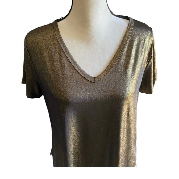 NWT-FACE KISSES-BLACK & GOLD TOP-SIZE LARGE - Picture 3 of 8